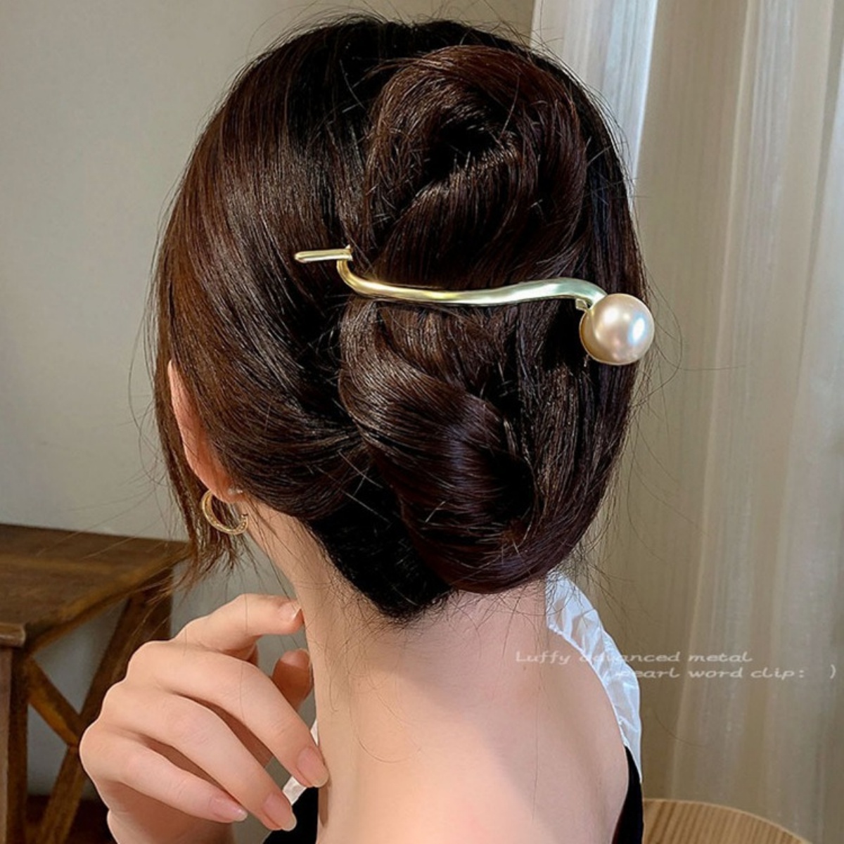 Elegant Glitter Pearl Hair Cli - The Korean Lifestyle 리뷰 및 가격